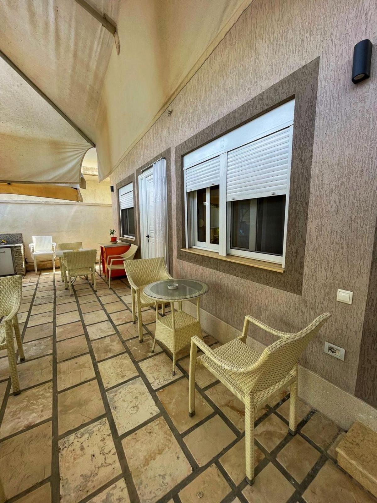 Villa Roel 1 -Apartments Near The Beach Vlore Vlorë Exterior foto